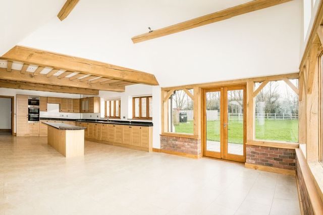  Image of 5 Bedroom Detached for sale at Buntingford, SG9 0BN