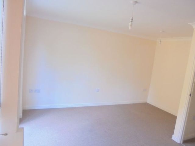  Image of 2 Bedroom Detached to rent at Balmoral Drive  Stanley, DH9 8FE