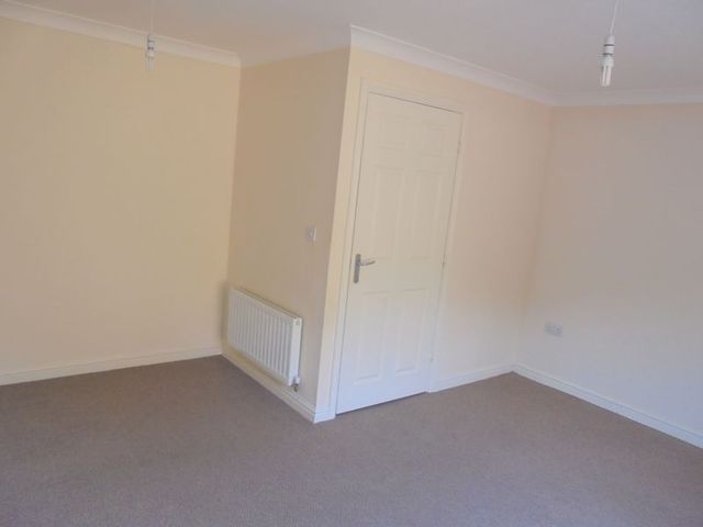  Image of 2 Bedroom Detached to rent at Balmoral Drive  Stanley, DH9 8FE