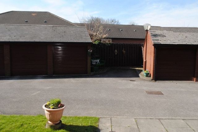  Image of 2 Bedroom Flat for sale at Castle Keep  Liverpool, L12 5LD