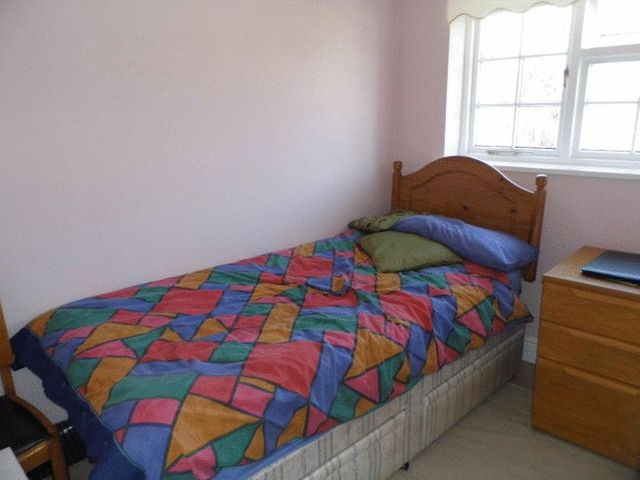  Image of 2 Bedroom Cottage for sale at Curzon Street  Calne, SN11 0DE