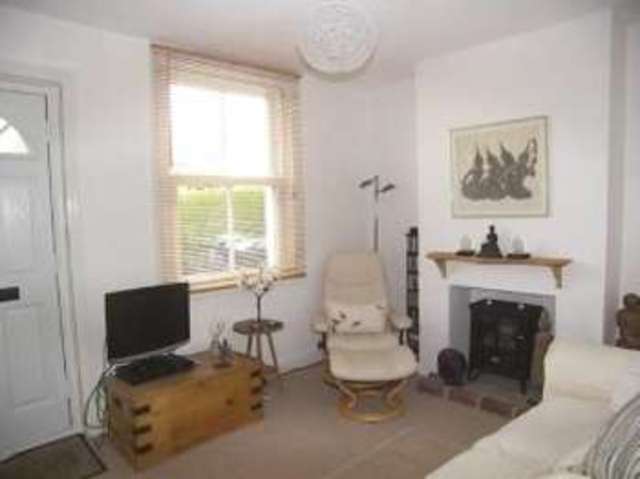  Image of 3 Bedroom Terraced for sale at Emsworth Hampshire Emsworth, PO10 7HN