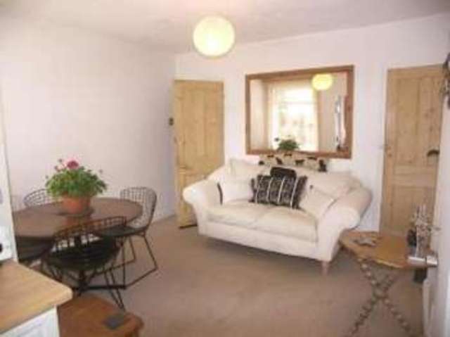  Image of 3 Bedroom Terraced for sale at Emsworth Hampshire Emsworth, PO10 7HN