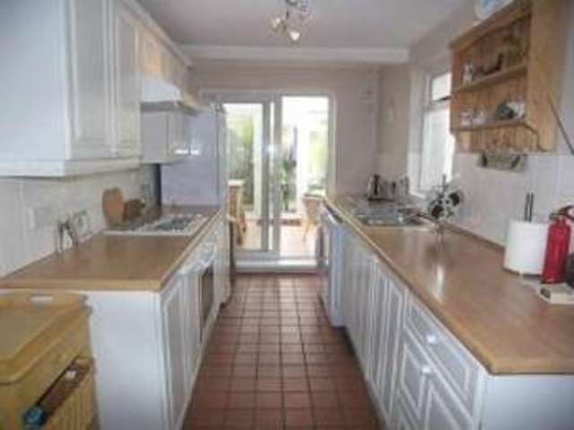  Image of 3 Bedroom Terraced for sale at Emsworth Hampshire Emsworth, PO10 7HN