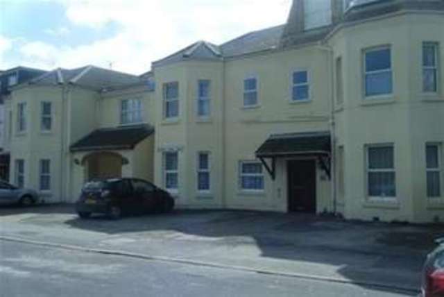  Image of 1 Bedroom Flat to rent at Bournemouth, BH1 3SA