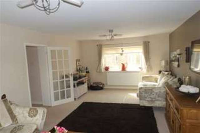  Image of 4 Bedroom Detached to rent at Olney, MK46 4EL