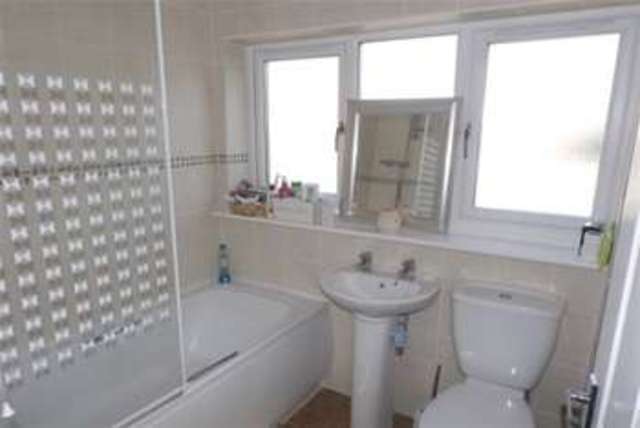  Image of 4 Bedroom Detached to rent at Olney, MK46 4EL