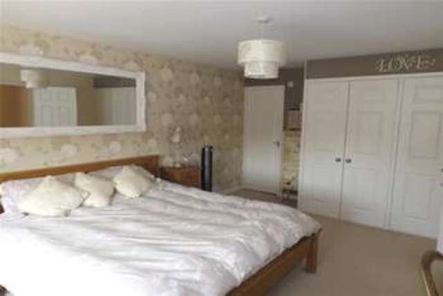  Image of 4 Bedroom Detached to rent at Olney, MK46 4EL