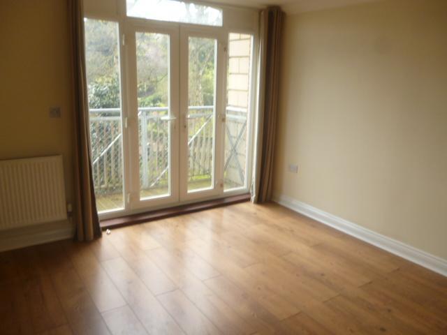  Image of 1 Bedroom Apartment to rent at Swindon, SN1 2JD