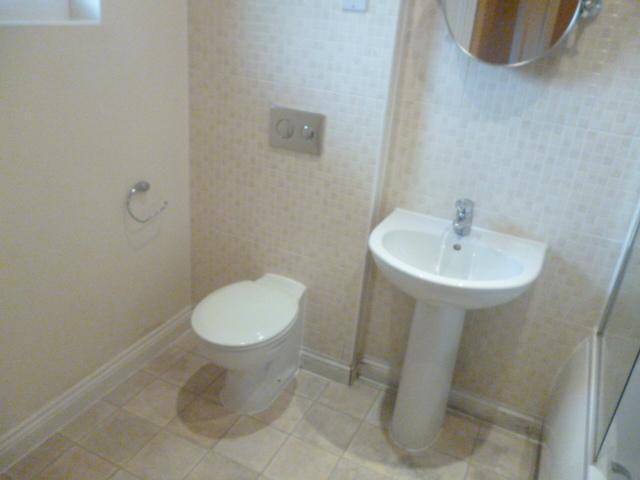 Image of 1 Bedroom Apartment to rent at Swindon, SN1 2JD