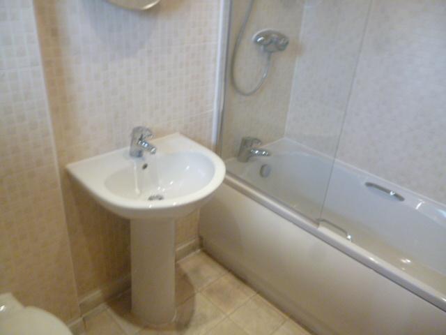  Image of 1 Bedroom Apartment to rent at Swindon, SN1 2JD