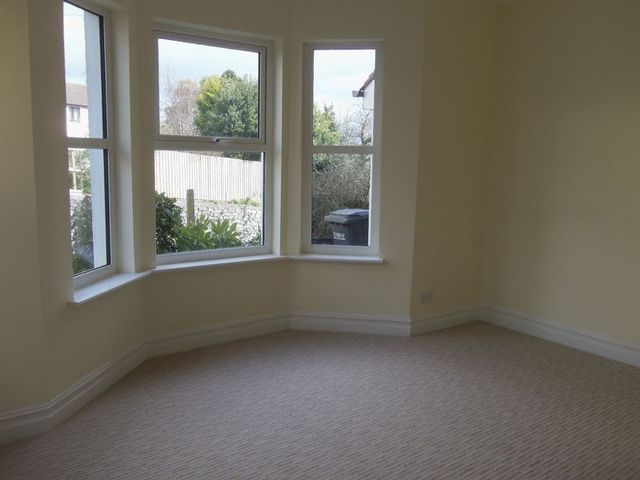  Image of 2 Bedroom Flat to rent at Marldon Road  Paignton, TQ3 3NQ