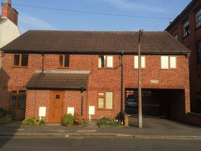  Image of 1 Bedroom Flat to rent at Neales Court  Hinckley, LE10 1RH