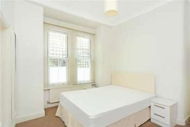  Image of 1 Bedroom Flat to rent at London, SW11 4NU