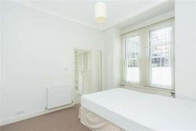  Image of 1 Bedroom Flat to rent at London, SW11 4NU
