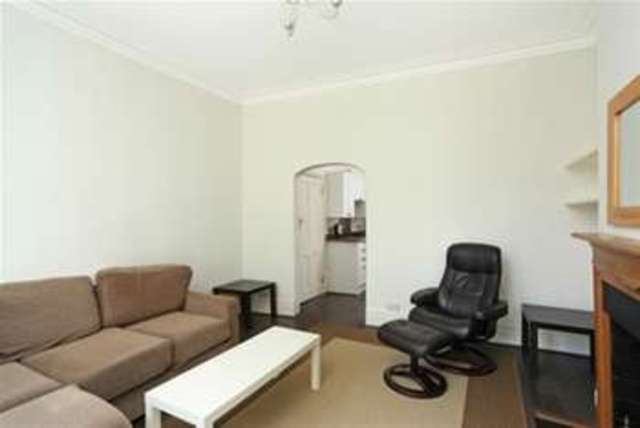  Image of 1 Bedroom Flat to rent at London, SW11 4NU