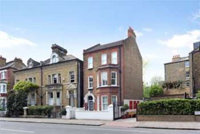  Image of 1 Bedroom Flat to rent at London, SW11 4NU