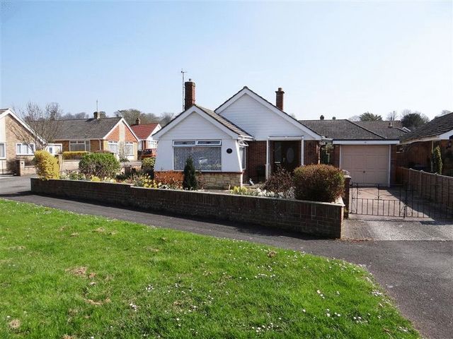  Image of 3 Bedroom Detached for sale at Riverbourne Road  Laverstock, SP1 1NS