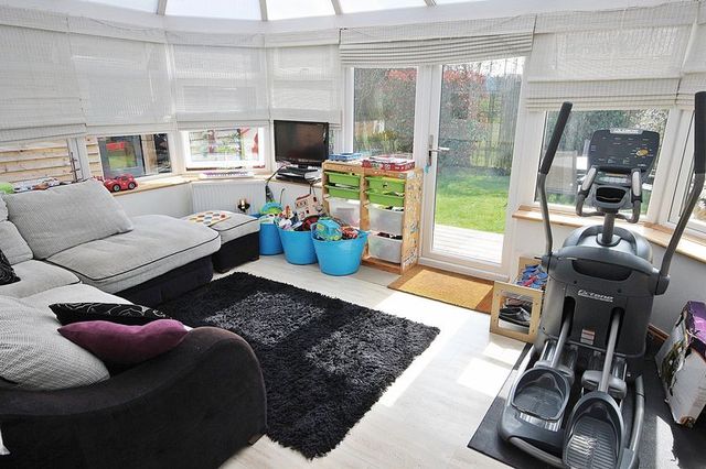  Image of 3 Bedroom Semi-Detached for sale at School Lane  Stewartby, MK43 9NG