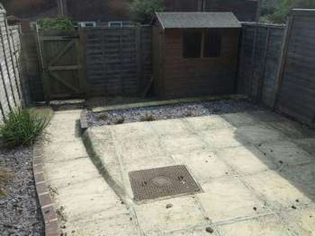  Image of 3 Bedroom Terraced to rent at Stephens Road  Tadley, RG26 3RX
