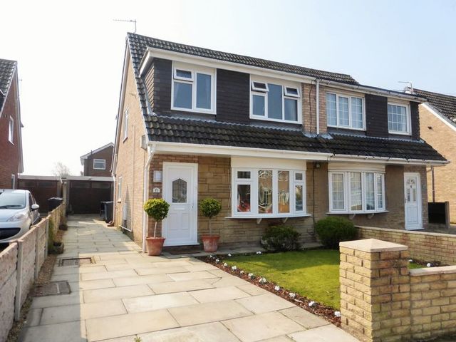  Image of 3 Bedroom Semi-Detached for sale at Langdale Avenue Hesketh Bank Preston, PR4 6TD