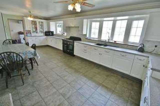  Image of 5 Bedroom Detached for sale at Hainford Norwich Waterloo, NR10 3AX