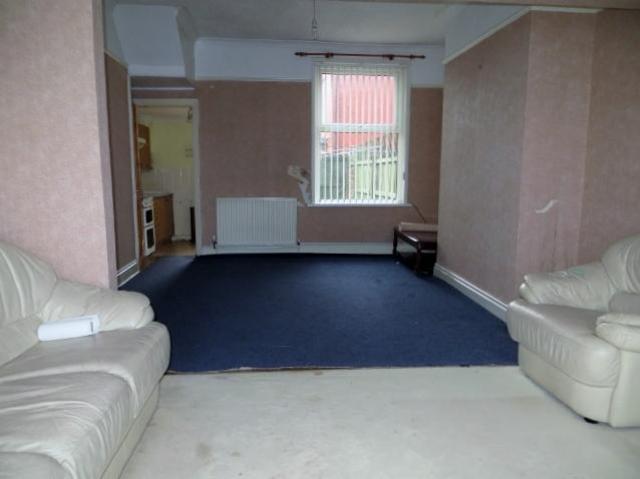  Image of 2 Bedroom Terraced for sale at Hull, HU3 6PR