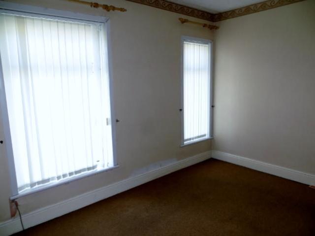  Image of 2 Bedroom Terraced for sale at Hull, HU3 6PR