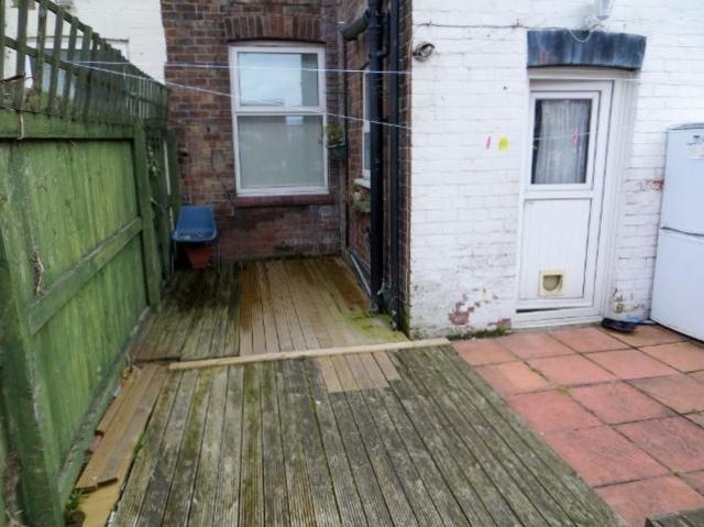  Image of 2 Bedroom Terraced for sale at Hull, HU3 6PR