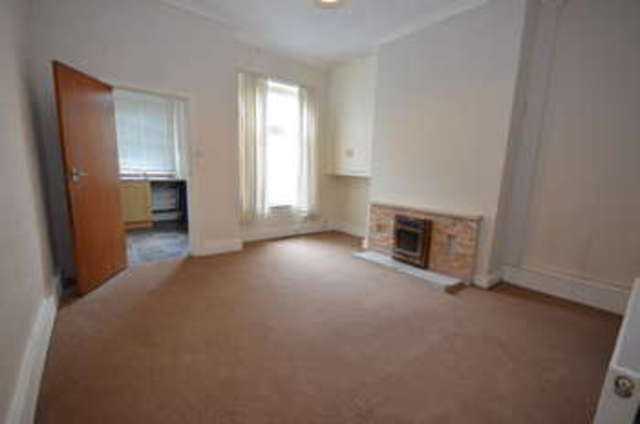  Image of 2 Bedroom Terraced to rent at Darwen Lancashire, BB3 3BY