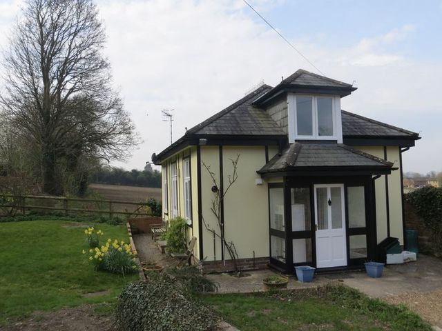  Image of 1 Bedroom Detached to rent at Cores End Cottage Cores End Road BOURNE END, SL8 5JD