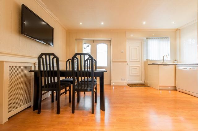  Image of 3 Bedroom Semi-Detached for sale at Corfe Close Aspull Wigan, WN2 1UW