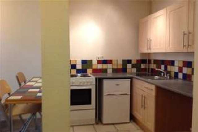  Image of 1 Bedroom Flat to rent at Devizes, SN10 1BE