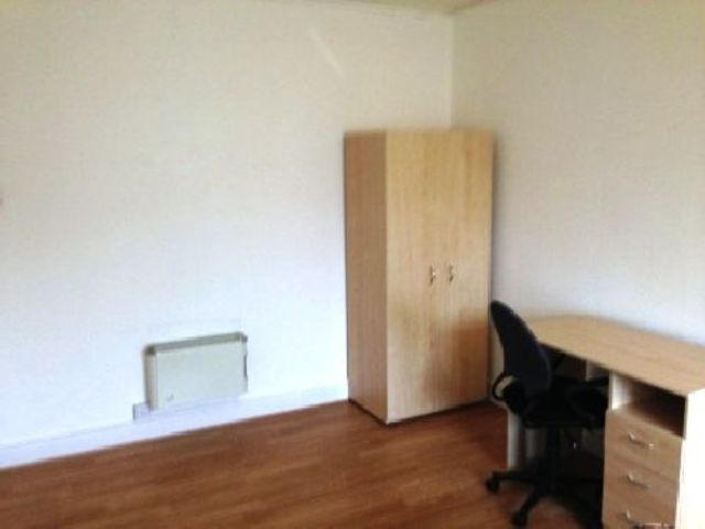  Image of 1 Bedroom House Share to rent at 201 Gibbins Rd Bristol 201 Gibbins Rd, B29 6NH