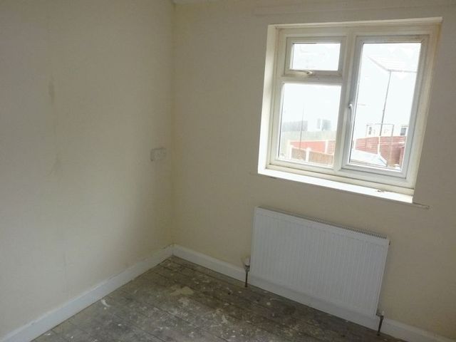  Image of 3 Bedroom Terraced to rent at Friars Street Shoeburyness Southend-On-Sea, SS3 9BG
