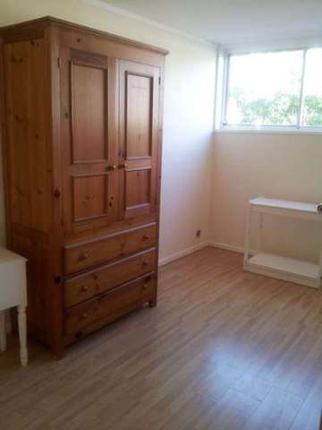  Image of 4 Bedroom Terraced for sale at Glanville Gardens Brixton London, SW2 5DE