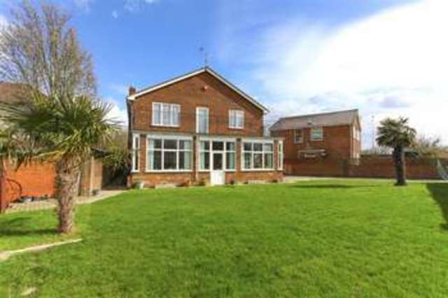  Image of 5 Bedroom Detached for sale at Hawthorn Corner  Hillborough, CT6 6TL