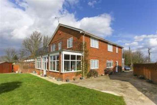  Image of 5 Bedroom Detached for sale at Hawthorn Corner  Hillborough, CT6 6TL