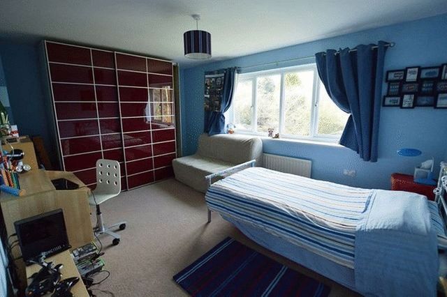  Image of 4 Bedroom Detached for sale at Hickling Close  Rothley, LE7 7QF