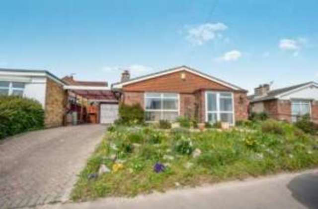  Image of 2 Bedroom Bungalow for sale at Hoo Rochester Hoo, ME3 9JL