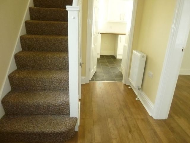  Image of 3 Bedroom Semi-Detached to rent at Laburnum Road Lowton Lowton, WA3 2NL