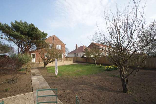  Image of 3 Bedroom Detached for sale at Love Lane  Whitby, YO21 3LQ