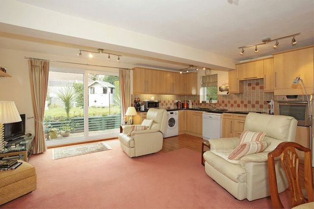  Image of 2 Bedroom Detached for sale at Millwood Close Maresfield Uckfield, TN22 3AT