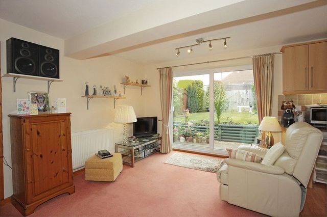  Image of 2 Bedroom Detached for sale at Millwood Close Maresfield Uckfield, TN22 3AT