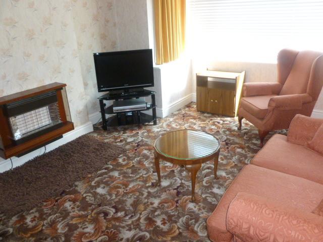  Image of 3 Bedroom Semi-Detached to rent at Southport, PR8 4EL