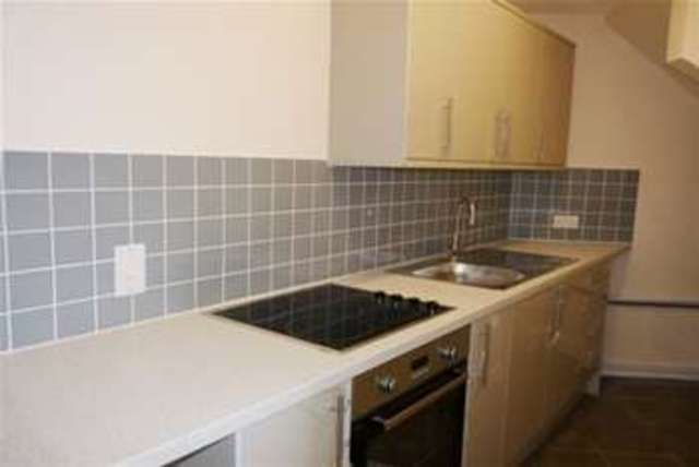  Image of 1 Bedroom Flat to rent at Penzance, TR20 8DX