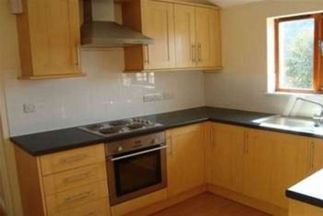  Image of 2 Bedroom Flat to rent at Penzance, TR18 2SP