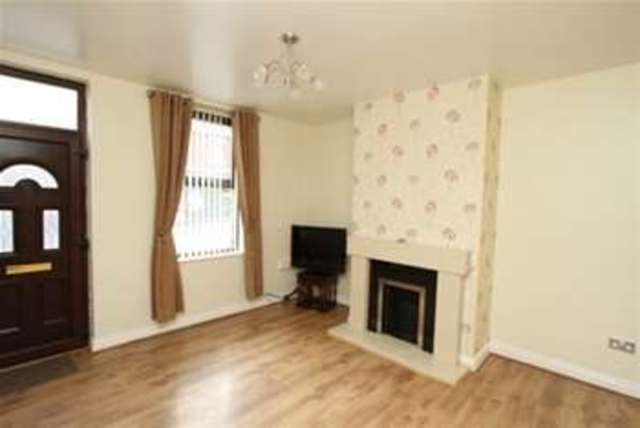  Image of 3 Bedroom Detached to rent at Sheffield, S20 1AW
