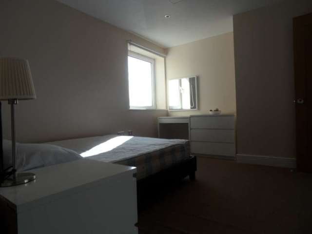  Image of 2 Bedroom Apartment to rent at Wards Wharf Approach Silvertown London, E16 2ER