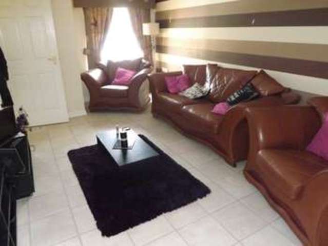  Image of 2 Bedroom Detached to rent at Douglas Crescent  Hamilton, ML3 7SZ